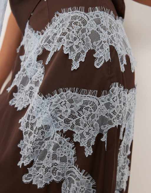 Never Fully Dressed - Jupe longue d'ensemble en satin ornée de dentelle - Chocolat, 3 de 5