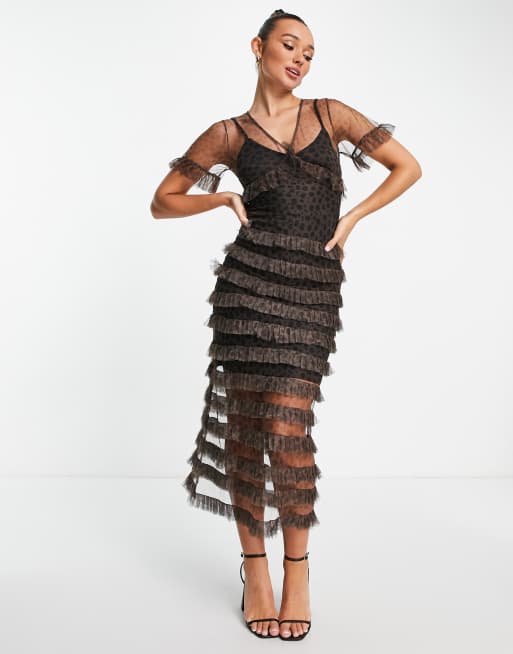 Never Fully Dressed - Lagdelt midaxikjole med flæser i leopardprint