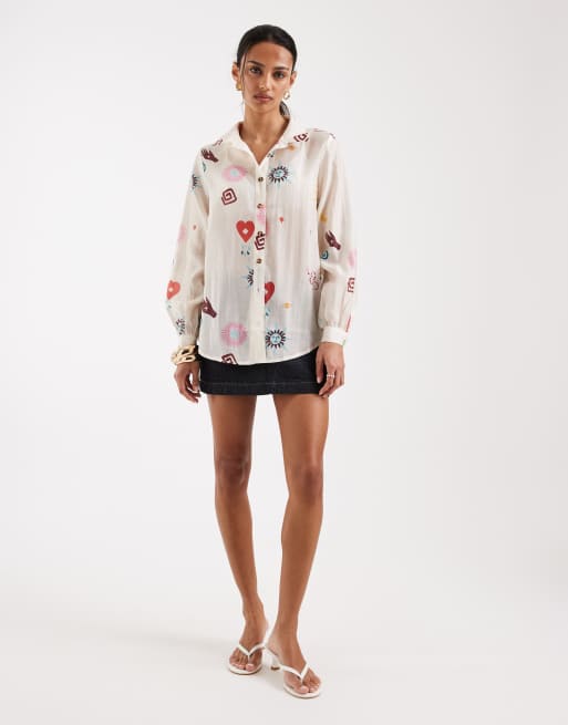 Never Fully Dressed - Marley - Cremehvid skjorte med multifarvet print, 2 af 4