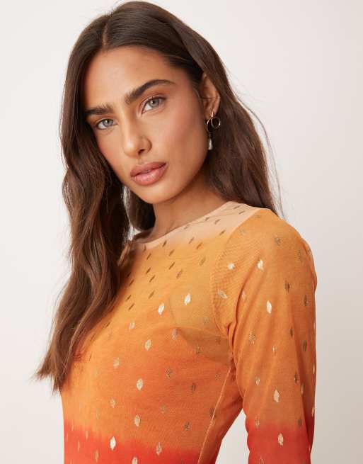 Never Fully Dressed – Midaxi-Kleid mit Sonnenuntergangs-Farbverlauf in Orange und Rot aus Netzstoff, 3 von 4