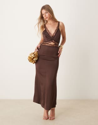 Mimi midi dress in chocolate-Brown