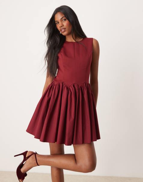 Never Fully Dressed – Minikleid in Burgunderrot mit tief angesetzter Taille - view 1