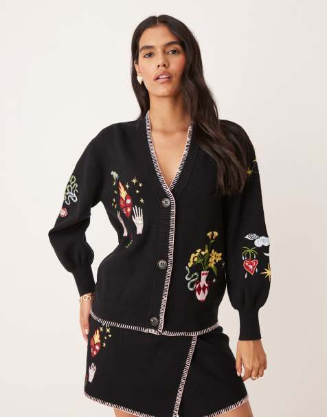 Never Fully Dressed - Night Garden - Geborduurd vest in zwart, deel van co-ord set - view 1