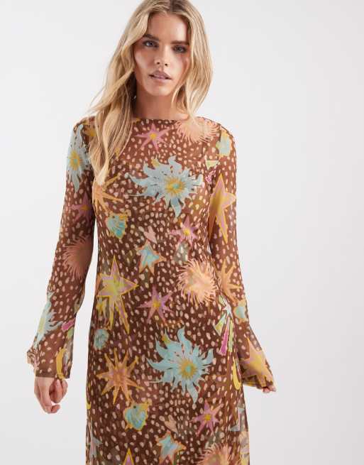 Never Fully Dressed Petite – Aria – Brun, rådjursmönstrad maxiklänning i mesh , 3 av 4