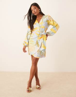 Petite balloon sleeve metallic mini dress in sun print-Multi