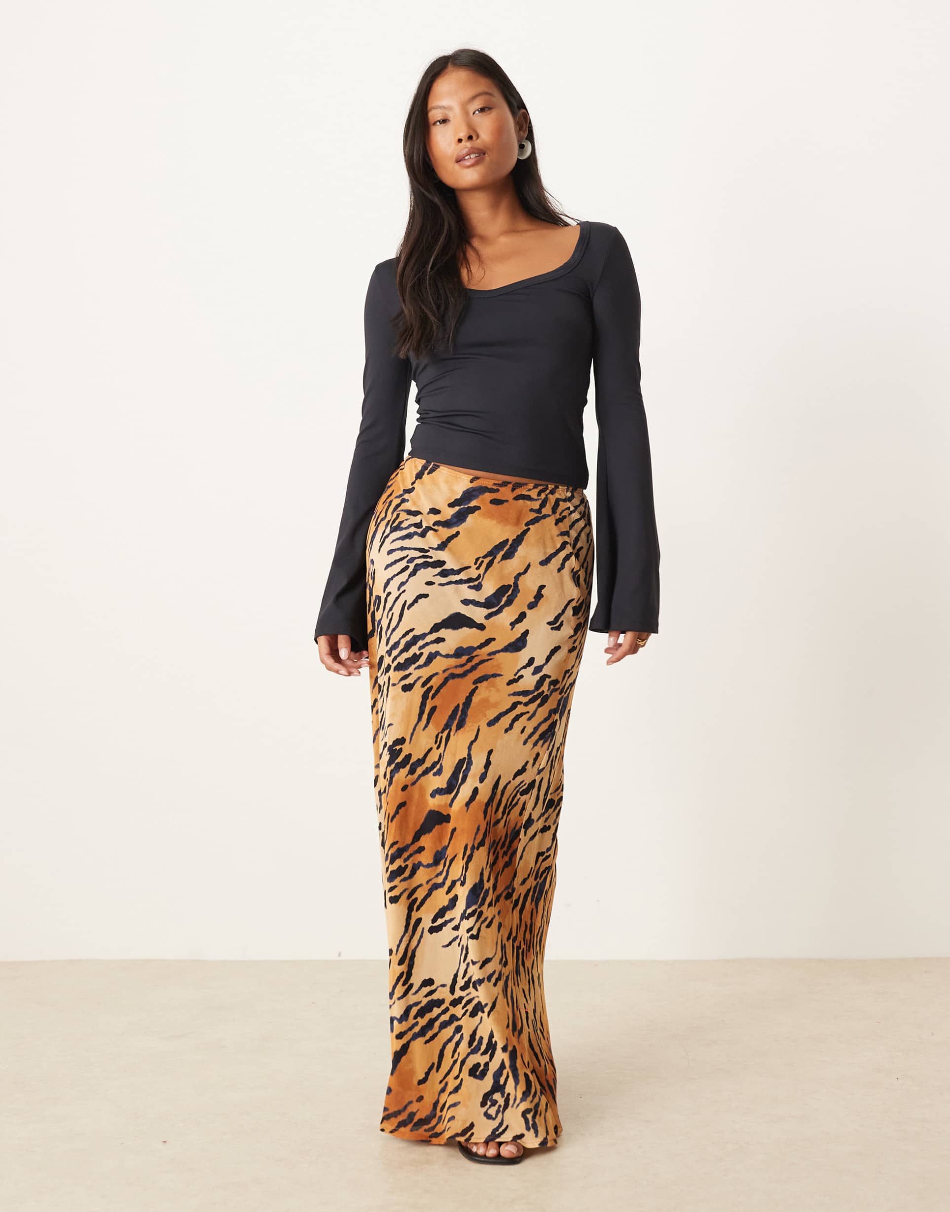 never fully dressed petite maxi skirt in tiger print