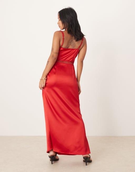 Never Fully Dressed Petite – Mimi – Midaxi-Trägerkleid in Tomatenrot, 2 von 4