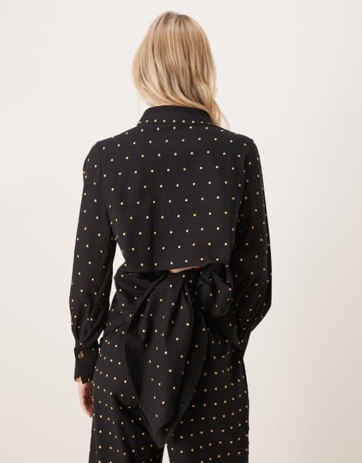 Never Fully Dressed Petite overhemd met hotfix-siersteentjes en strik op de rug in zwart, 3 van 4