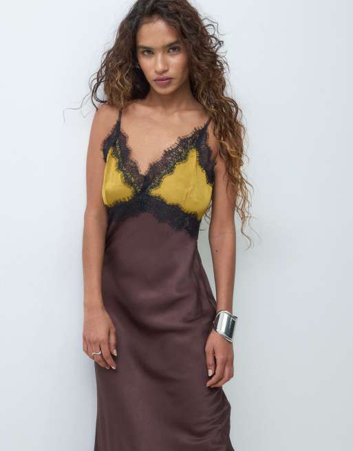Never Fully Dressed Petite satin bias cami two tone lace detail maxi dress in chocolate and olive, 4 of 5