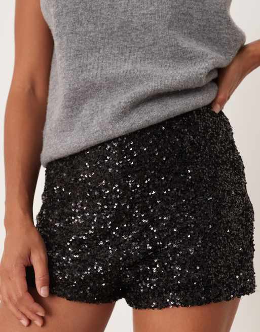 Never Fully Dressed Petite sequin hotpant in black, 4 of 5