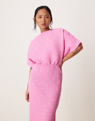 never fully dressed petite tilly off-shoulder plisse maxi dress in pink