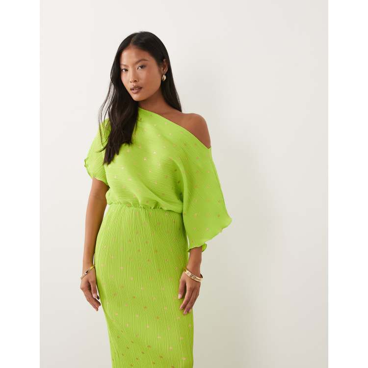 Never Fully Dressed Petite Tilly off the shoulder pliss midaxi dress in  metallic lime polka dots | ASOS
