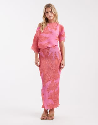 Never Fully Dressed Petite Tilly off the shoulder plissé midaxi dress in pink sun print