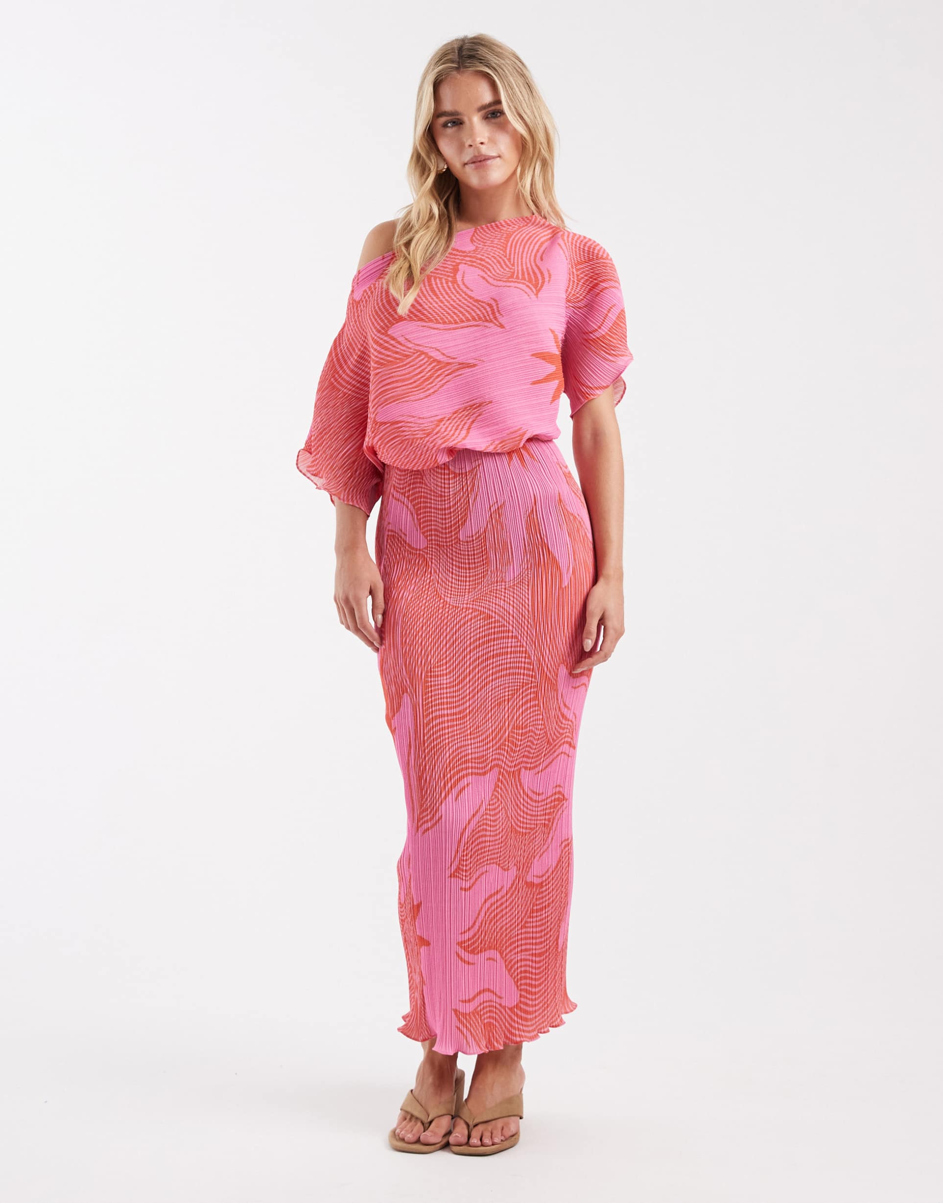 never fully dressed petite tilly off the shoulder plissé midaxi dress in pink sun print