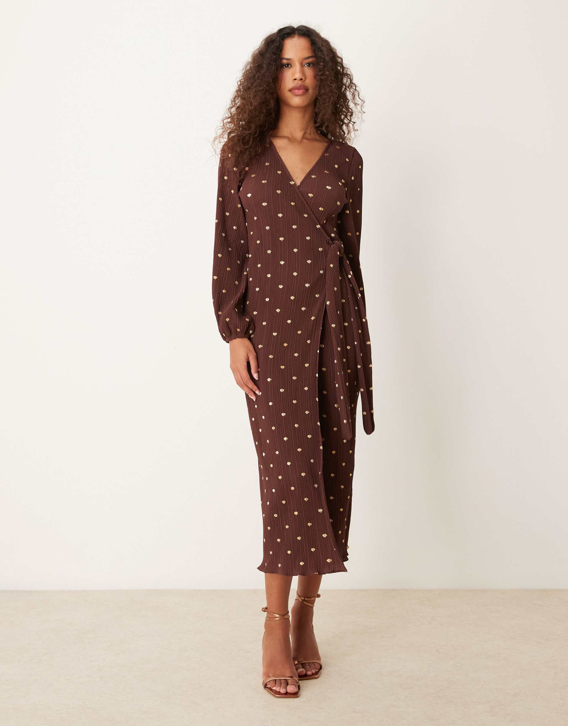 never fully dressed plisse gold fleck midaxi dress in chocolate