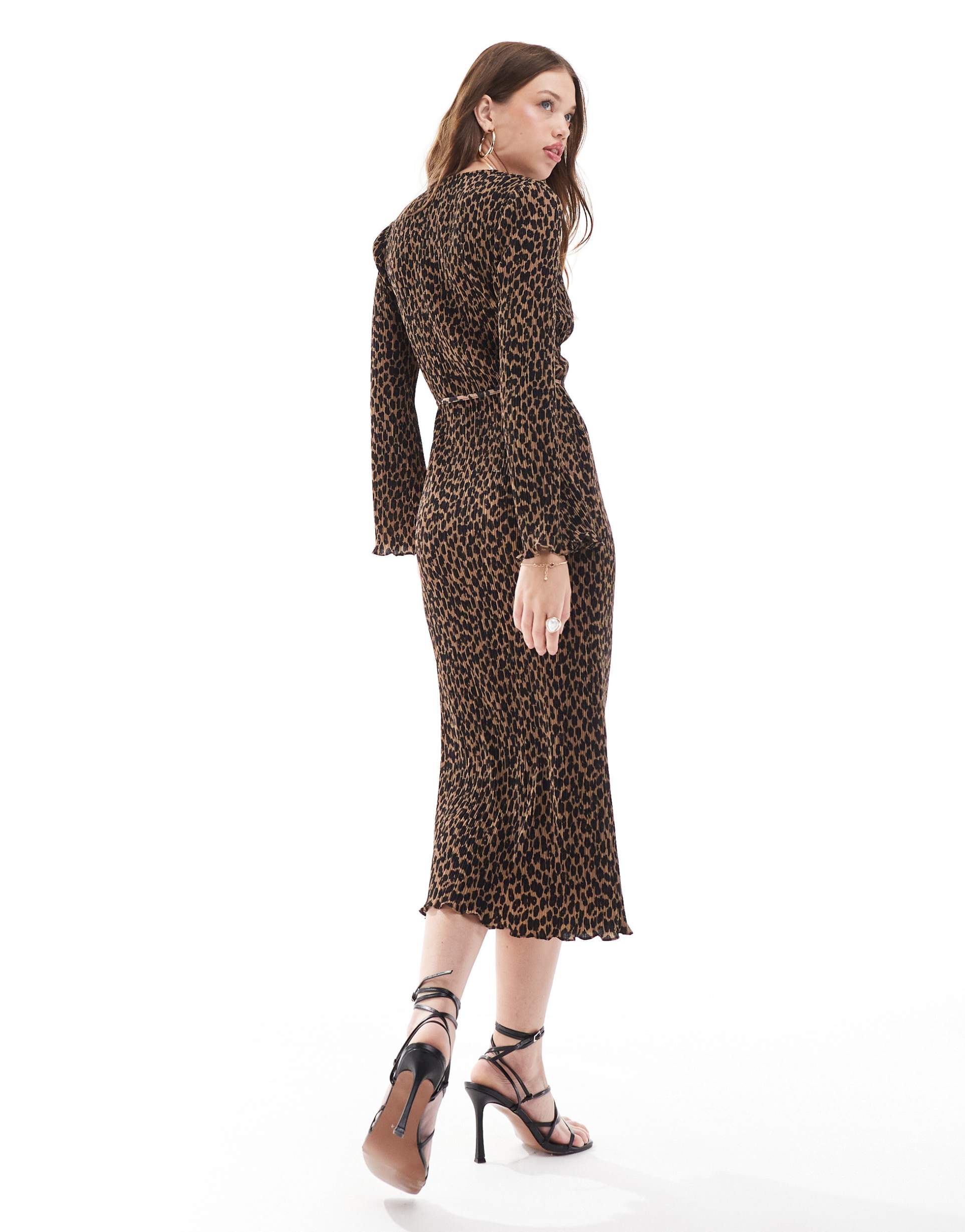 never fully dressed plisse midaxi dress in leopard print