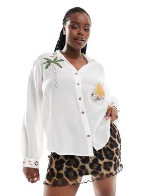 Shop Never Fully Dressed Plus Miley shirt in holiday print Online – Trendy & Affordable Fashion