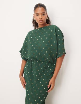 Never Fully Dressed Plus Tilly Metallic Plisse Off Shoulder Maxi Dress In Green
