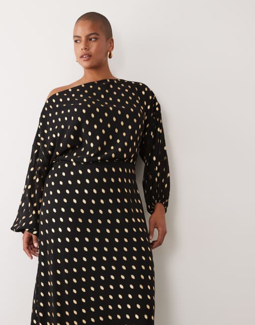 Never Fully Dressed Plus Tilly off shoulder plisse maxi dress in black polka dot, 2 of 4