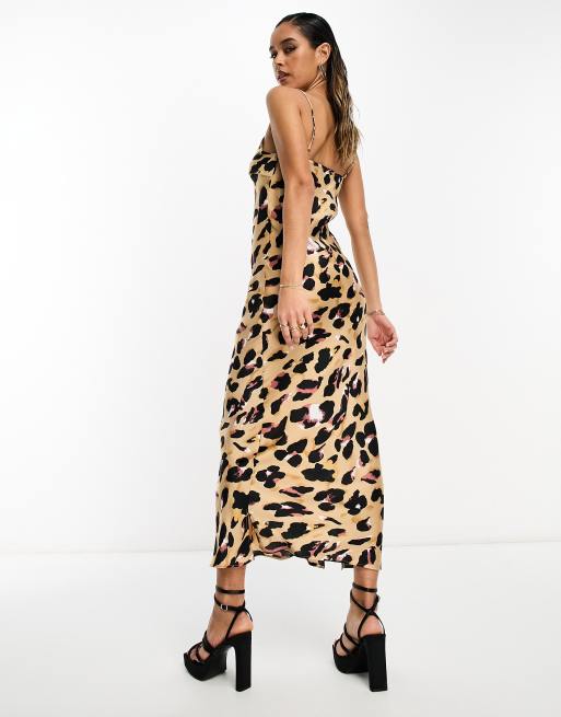 Never Fully Dressed Robe nuisette longueur mollet a imprime leopard