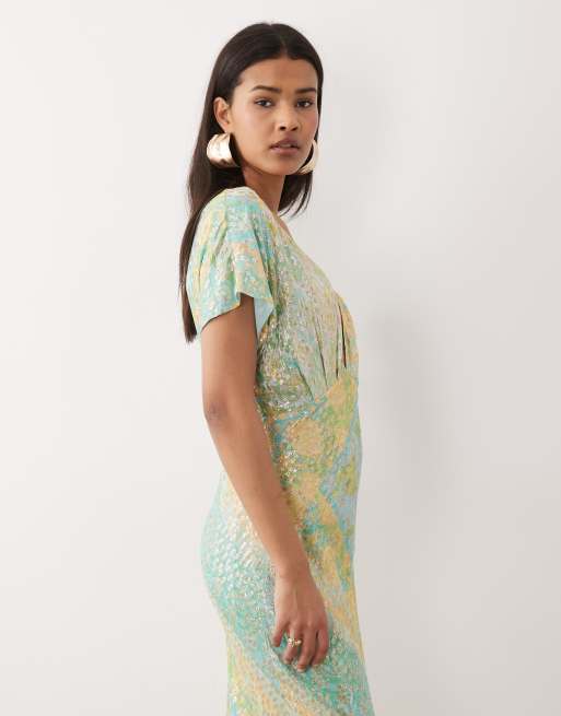 Never Fully Dressed - Schuingesneden maxi jurk met V-hals en print in blauw en goud, 2 van 4