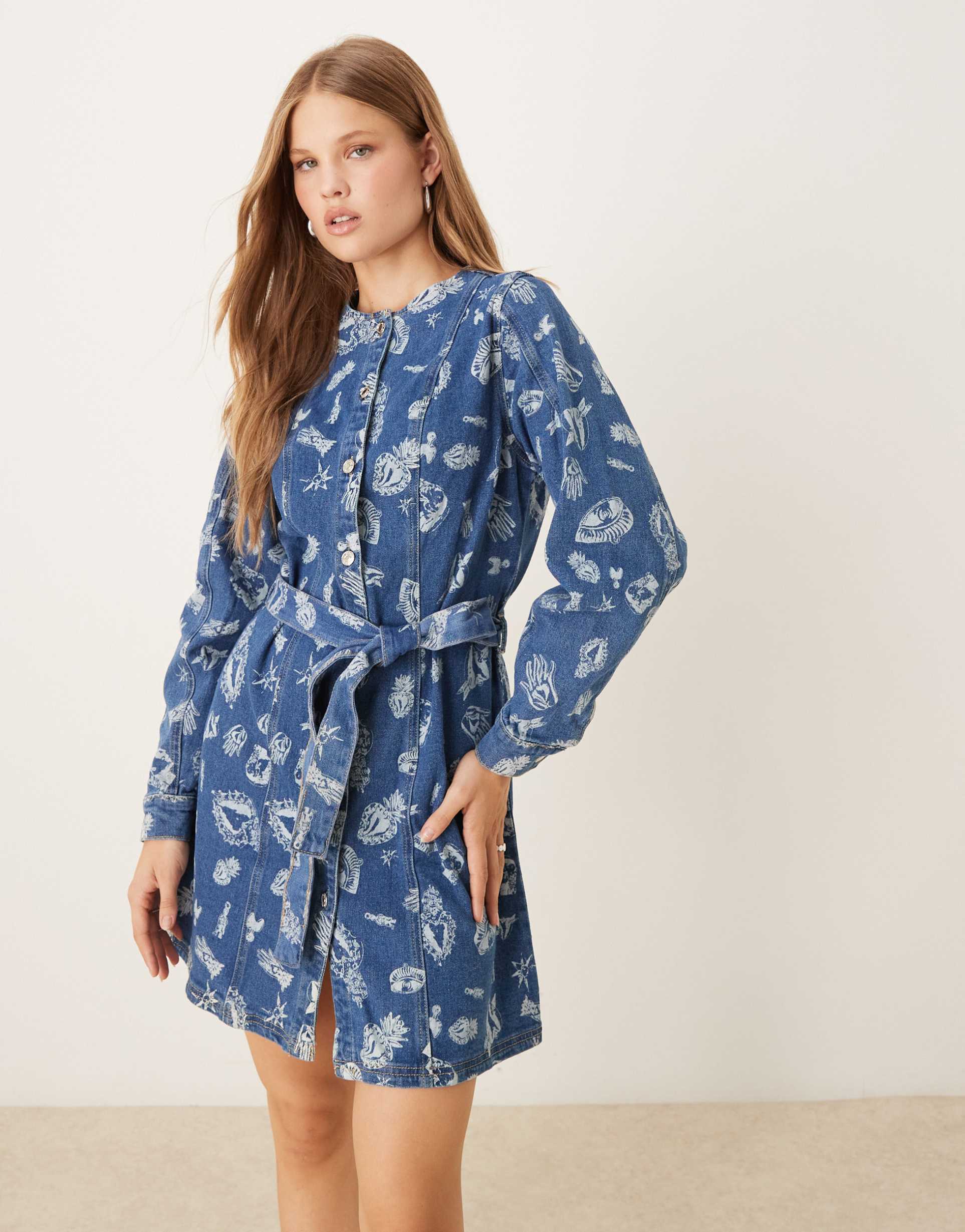 never fully dressed tie waist denim mini dress in blue graphic print