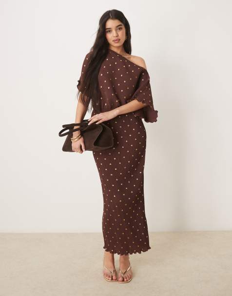 Never Fully Dressed Tilly off shoulder midaxi dress in chocolate - view 1