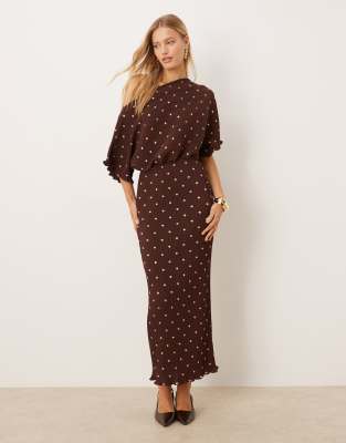 - Tilly           brown spot