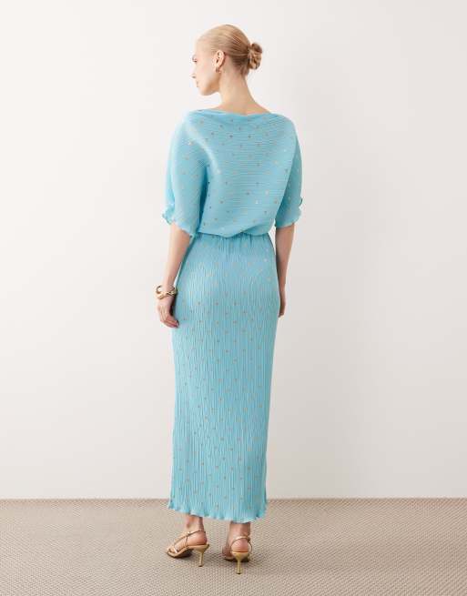 Never Fully Dressed - Tilly - Plissé midaxi jurk met blote schouder en metallic stippen in turquoise, 3 van 4