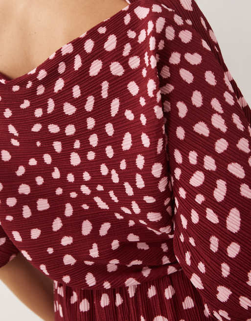Never Fully Dressed Tilly plisse off shoulder maxi dress in red deer print, 3 of 4