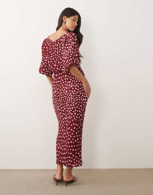 Never Fully Dressed Tilly plisse off shoulder maxi dress in red deer print, 4 of 4