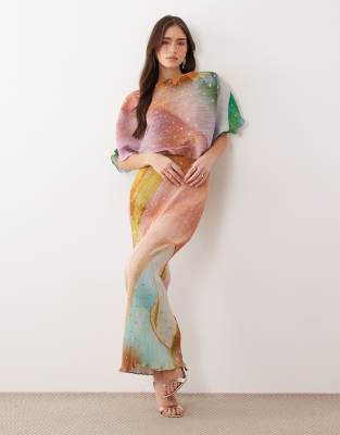 Never Fully Dressed - Tilly - Schulterfreies, plissiertes Maxikleid mit abstraktem Ombre-Muster-Bunt