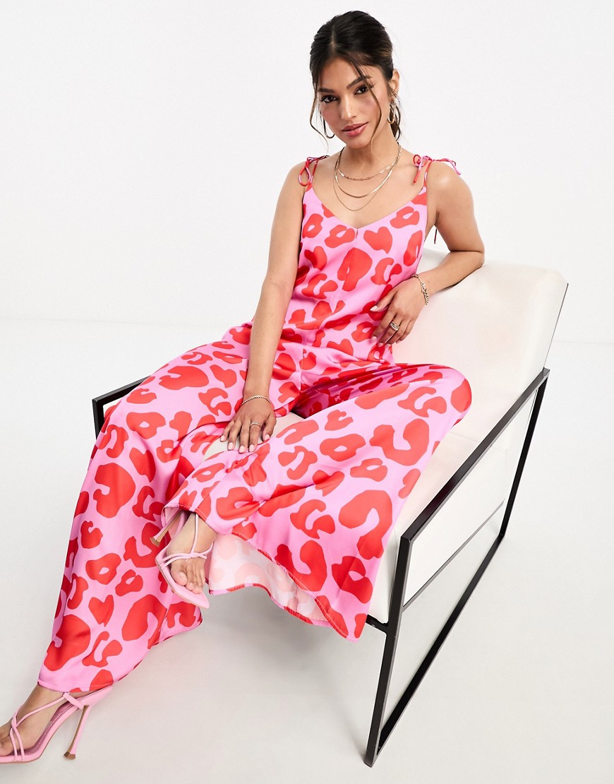 wide leg jumpsuit in pink and red leopard