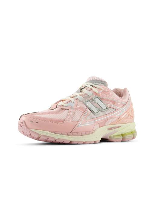 New balance 452 chunky trainers hot sale in pink