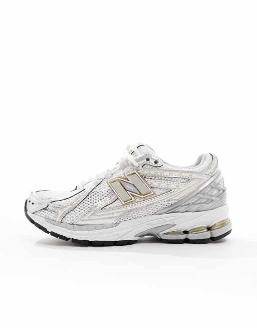 New Balance 1906 Sneakers color argento e oro ASOS