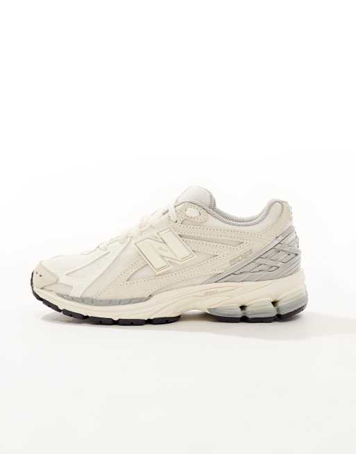 New Balance - 1906 Sneakers in beige, 2 van 5