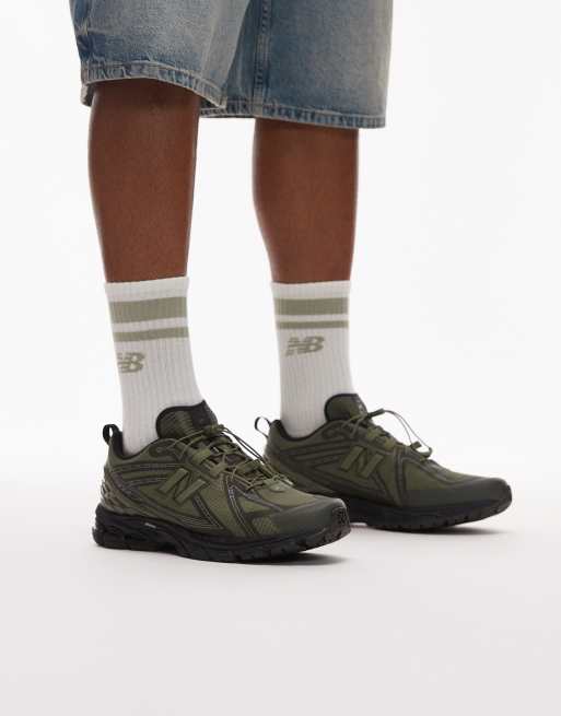 New Balance - 1906 - Sneakers in olijfgroen en zwart