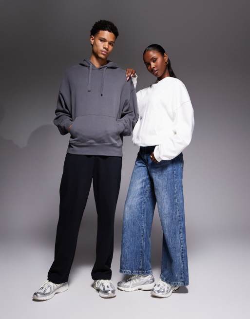 New Balance 1906 trainers in silver metallic