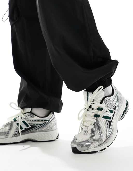 New Balance - 1906 - Sneakers in zilver, zwart en groen