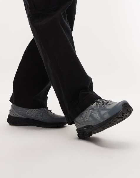New Balance 1906 unisex toggle trainers in grey and black - view 1