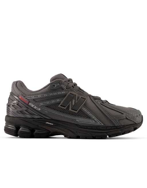 New Balance 1906r in grey