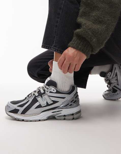 New Balance 1906r unisex trainers in silver and grey - view 1
