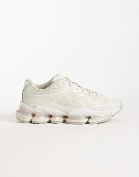 New Balance 2000 buty sportowe w kolorze off white - view 1