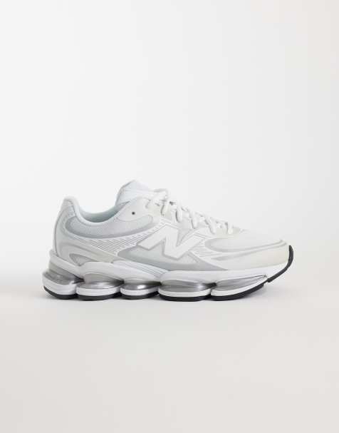 New Balance 2000 sneakers in white - view 1