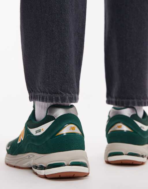 New Balance - 2002 - Baskets style universitaire - Vert et doré - Exclusivité ASOS, 3 de 5