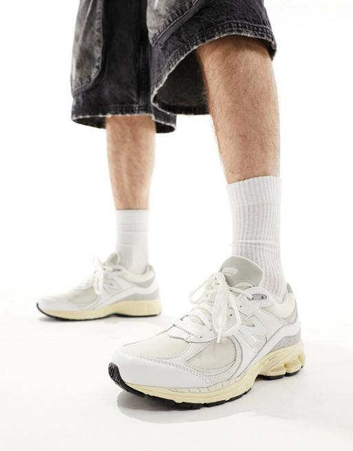 New Balance – 2002 – Białe skórzane buty sportowe