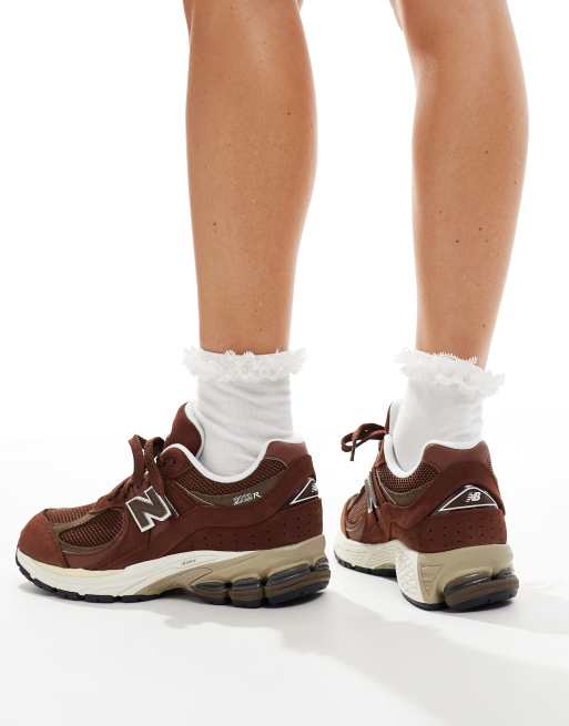 New Balance – 2002 – Bruna träningsskor, 2 av 5