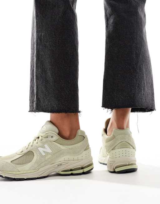 New Balance 2002 elements unisex trainers in green Exclusive at ASOS ASOS