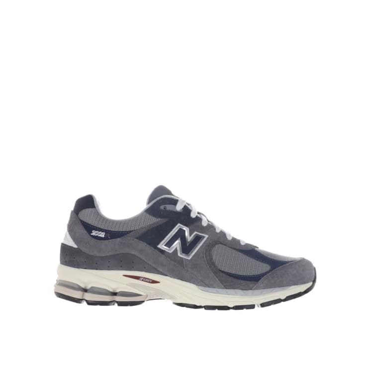 New Balance 2002 trainers in grey and navy ASOS