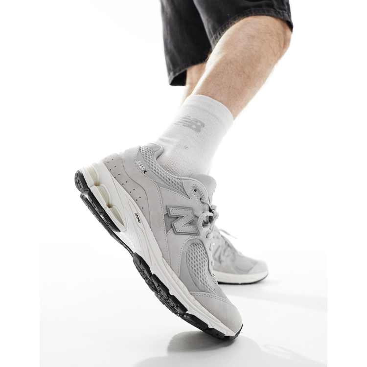 New Balance 2002 trainers in light grey ASOS